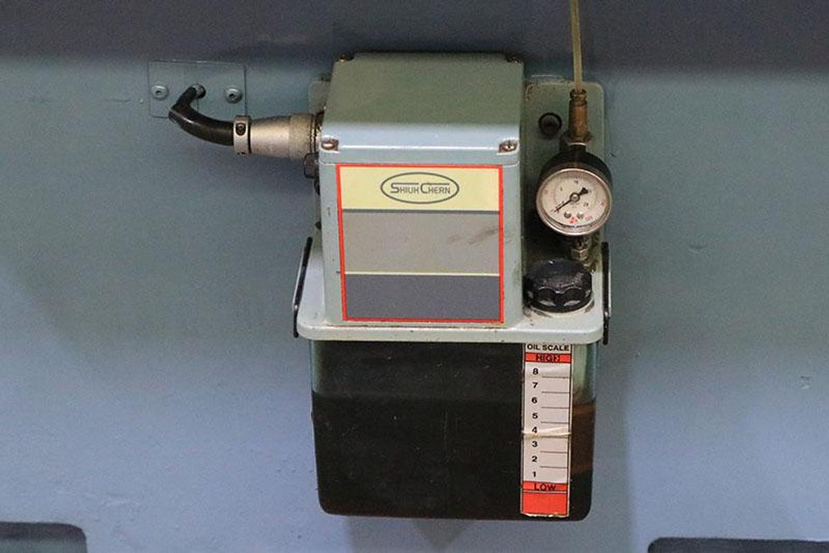 Used 2006 Southwestern Industries TRL 1840SX with Tailstock, 4 Pos. Indexable Turret, 10" Chuck, Geared, SLX Cntrl., Traking, Handwheels