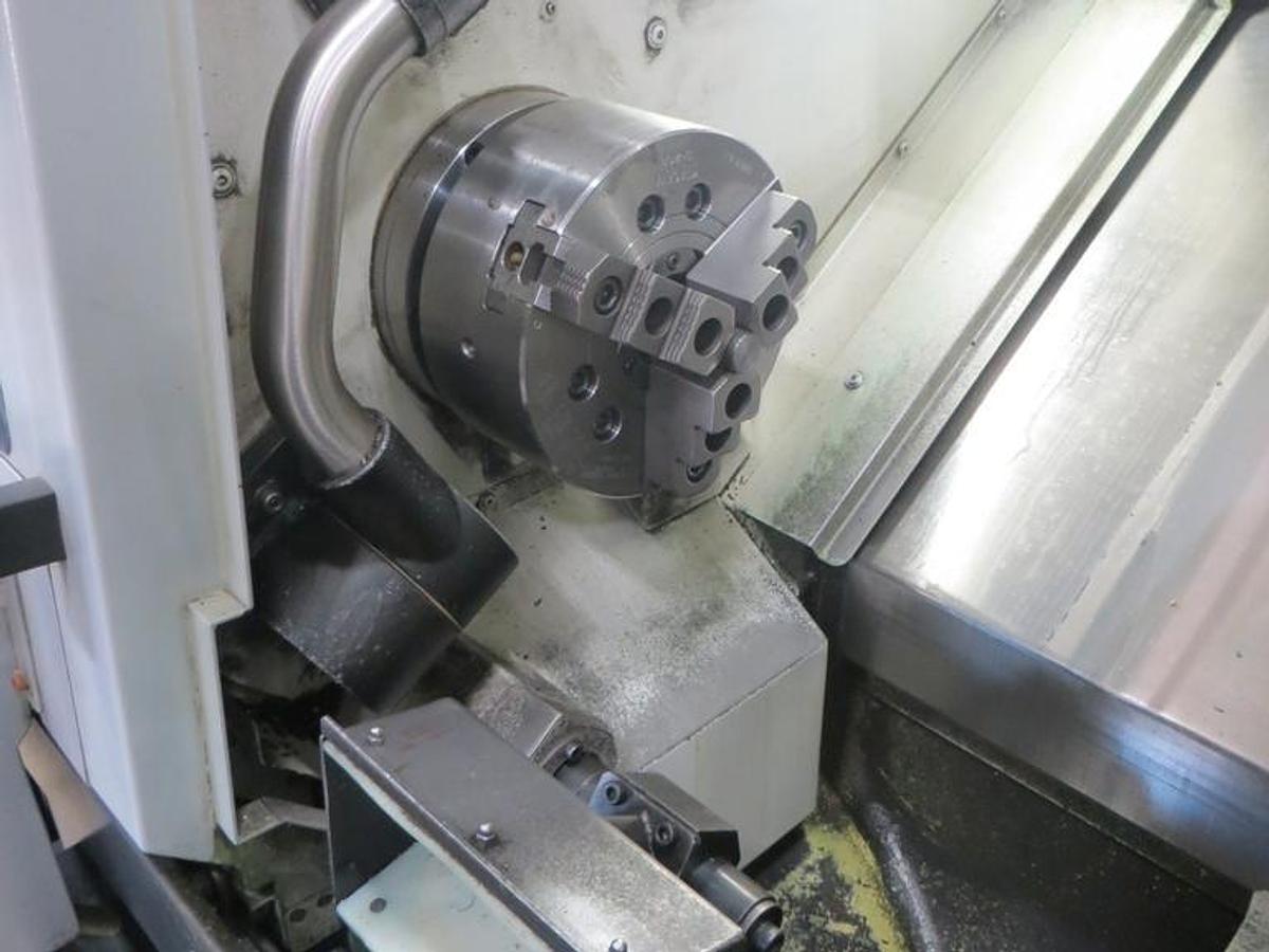 Used 2014 Okuma Genos L250E