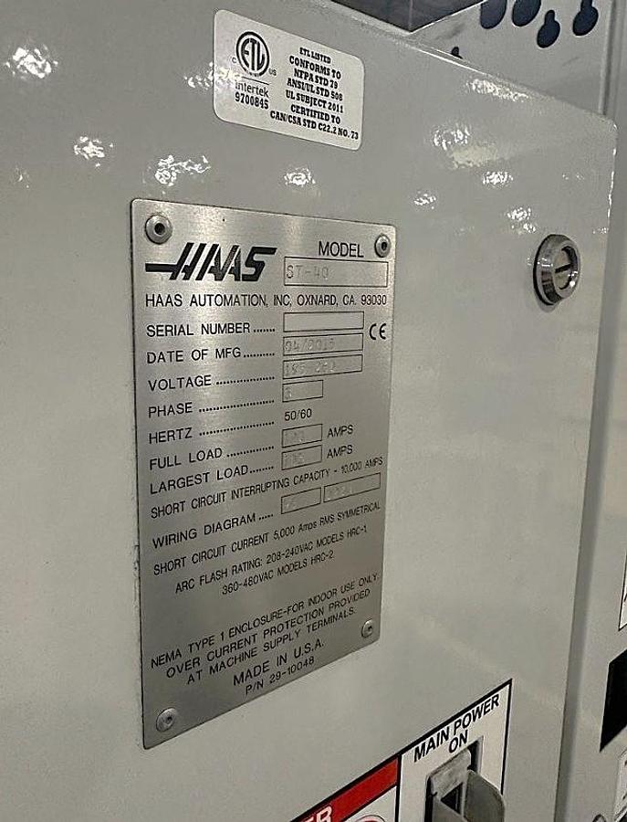 Used 2015 Haas ST-40 with Live Milling/C Axis, Tool Presetter, Tailstock, 4" Bar Capacity, 15" Hyd Chuck, Chip Conveyor
