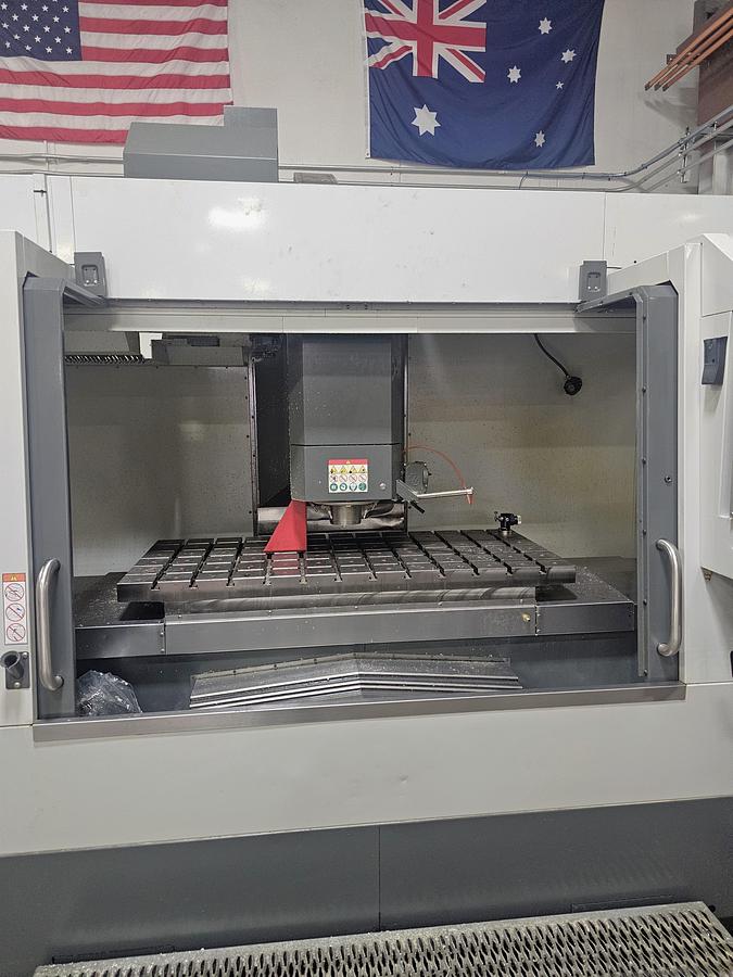 Used 2018 Haas VM-6, WIPS Renishaw Tool & Part Probe, Prewired for 4th axis, Coolant thru the Spindle, PCool, Hi-Spd Machining