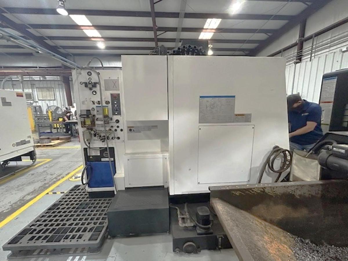Used 2011 Mazak Nexus VCN 510C II with Tool Probing, 4th Axis Drive, Chip Conveyor, 30 Station ATC