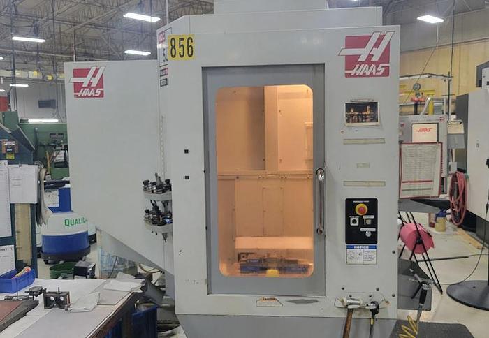 Used 2005 Haas MDC-500 Mill Drill Center with 2 Pallet Changer, Chip Auger, Programmable Coolant