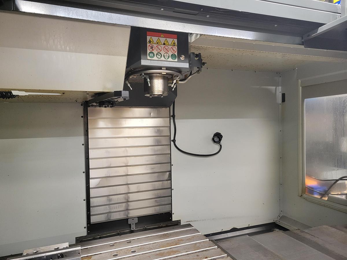 Used 2020 Haas VF-3SSYT with Extended 26" Y Axis Travels, Haas Probing, Chip Auger, Royal Filtermist, 