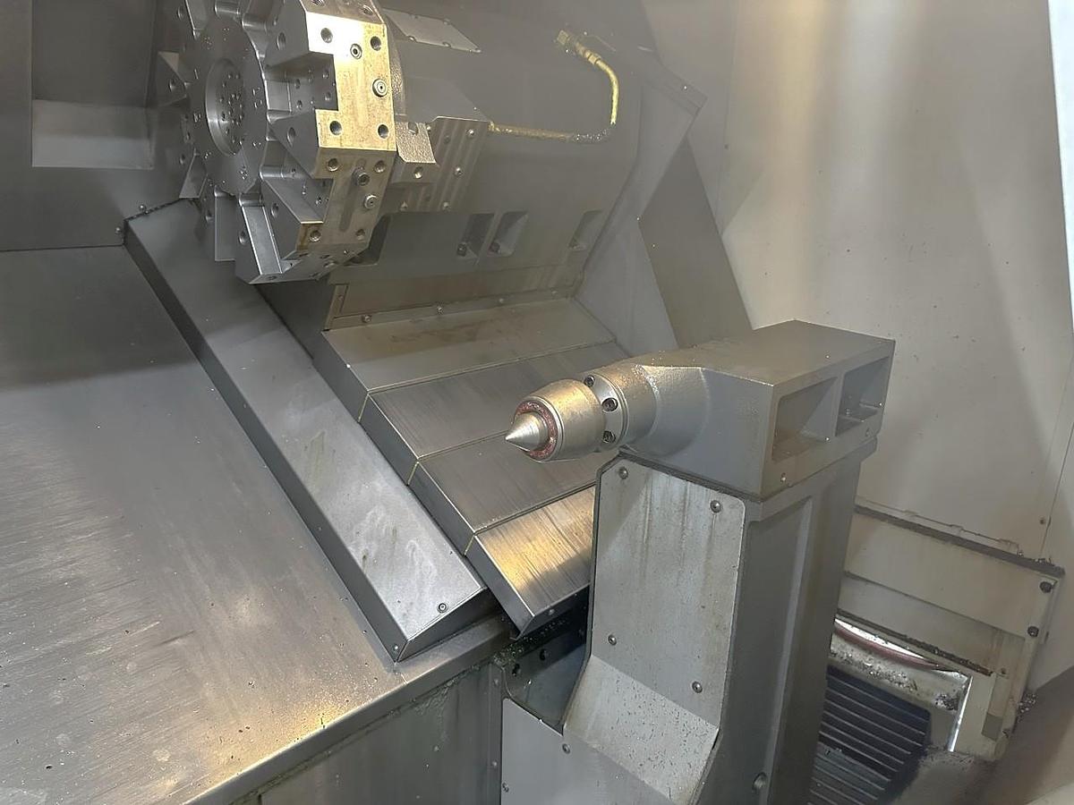 Used 2011 Haas SL-40T with 15" Hyd. Chuck, Tool Presetter, Tailstock, Chip Conveyor, Geared Head, Block Style Turret, 7700 Spindle Hrs.