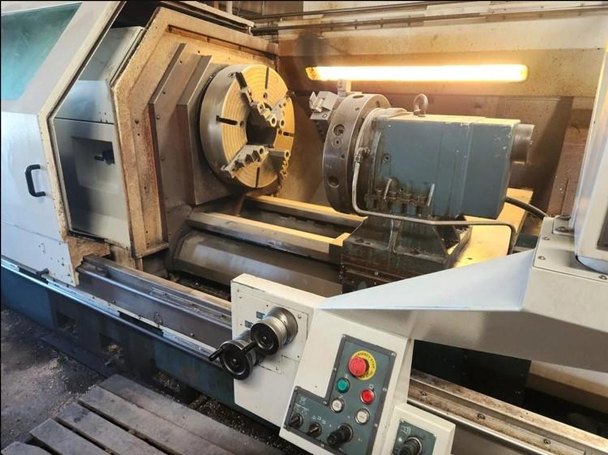 Used 2006 Romi M33 x 80" Oilfield Type Hollow Spindle Lathe with 10.5" Bore, Steady Rest, Chip Conveyor, Tailstock