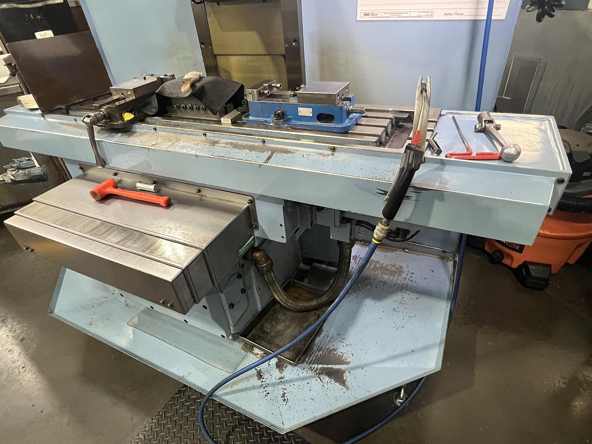 Used 2006 OKK MH-2NCP Heavy Duty CNC Horizontal Mill with Fanuc 20i-FB Control, Outboard Support, Arbor Tool, Remote Jog Handle