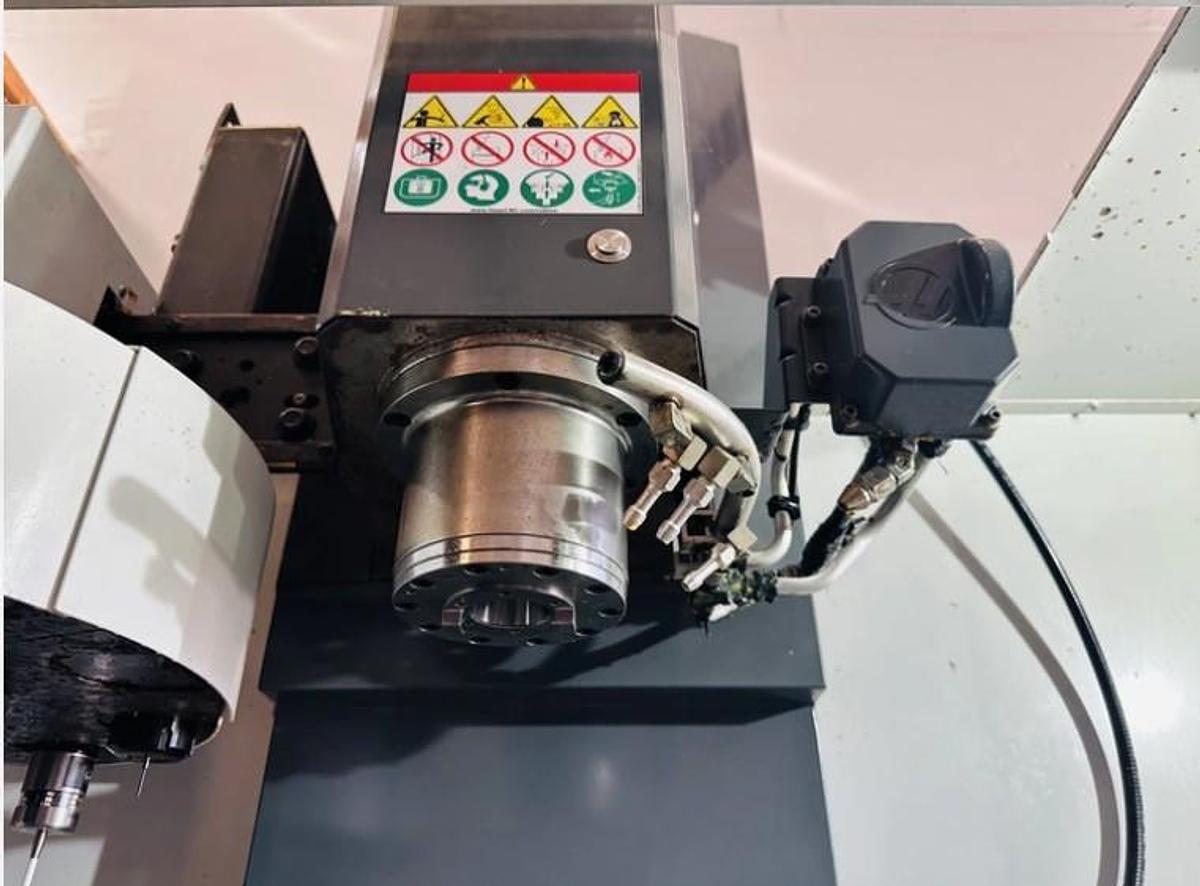 Used 2019 Haas TM-1P with Haas Probing, Prog. Coolant, 10 ATC, ONLY 564 Feed Cut Hours.  Very Nice Condition