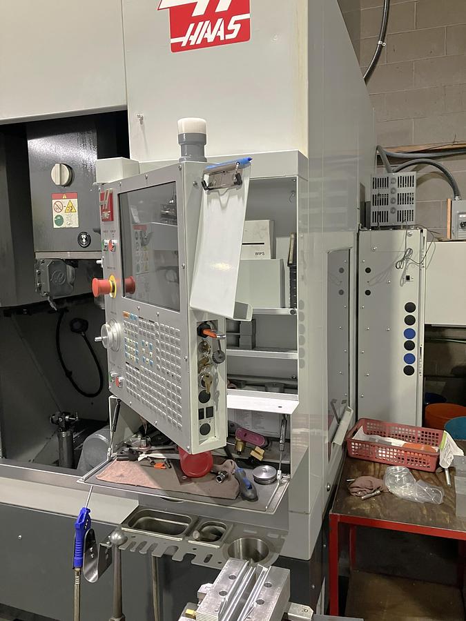 Used 2021 Haas UMC-500SS 5 Axis Universal Machining Center with Coolant Thru Spindle, Probing, HSM, Conveyor, 50 Station ATC