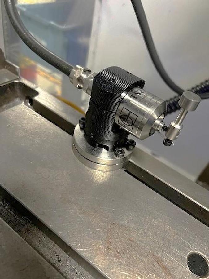 Used 2004 Haas TM-1 with Haas HA-5C Indexer, Haas Probing, 10 Station ATC, Single or Three Phase Power Capable, Splash Guards