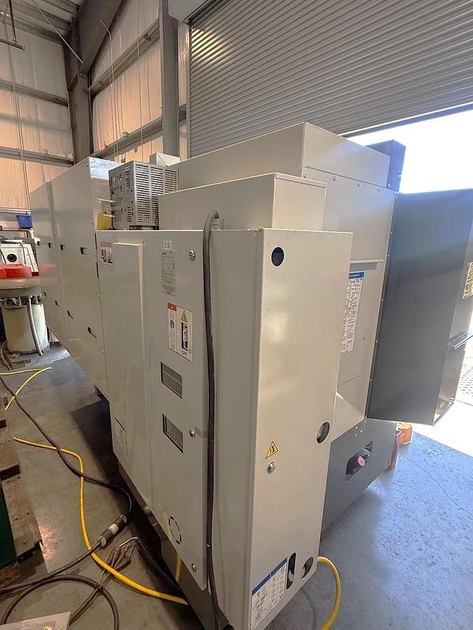 Used 2021 Haas ST-30 with 10" Chuck, 3" Bar Cap., Chip Conveyor, Tailstock, Tool Presetter, 21" x 32.5" Capacity, ONLY 1,516 Spindle Hours