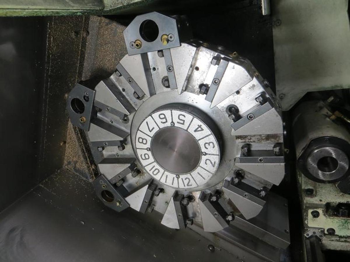 Used 2014 Okuma Genos L250E