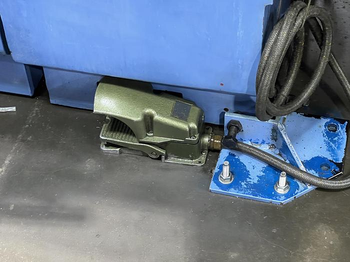 Used 2003 Mazak SQT100MS Mazatrol Fusion 640T with Milling/Drilling Capability, Subspindle, Spego Bobcat Barfeeder, Parts Catcher