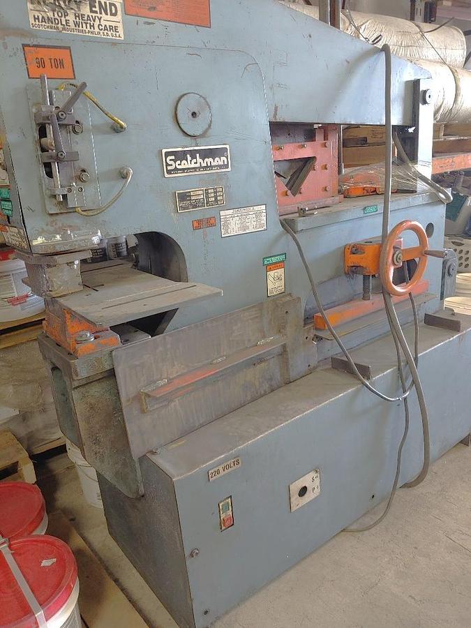 Used Scothman 9012-24M 90 Ton Iron Worker2004
