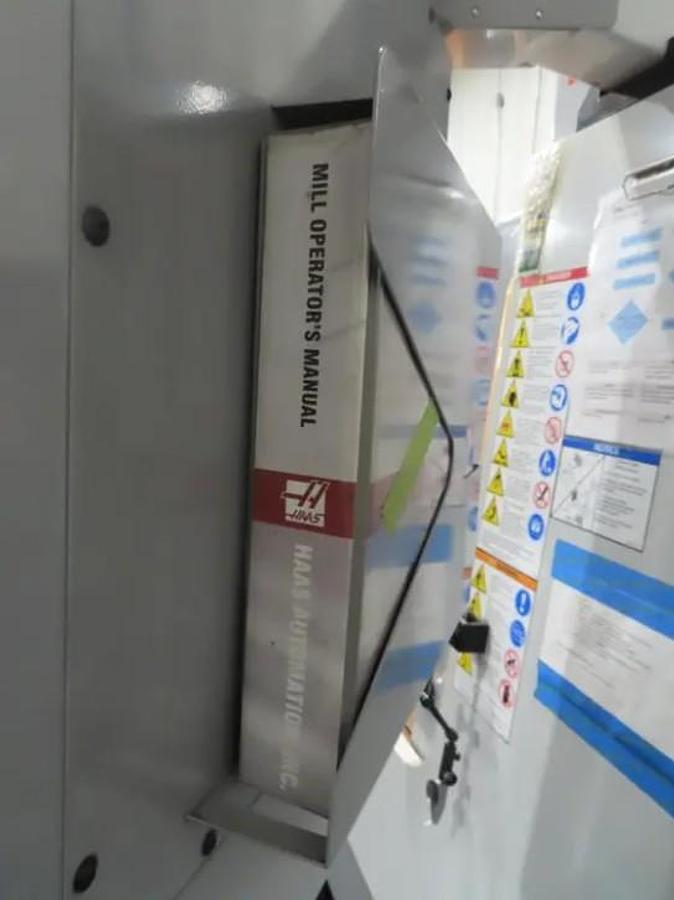 Used 2008 Haas VF2D with 10,000 RPM, Chip Auger, Programmable Coolant Nozzle, USB Port, 9734 Spindle Hours