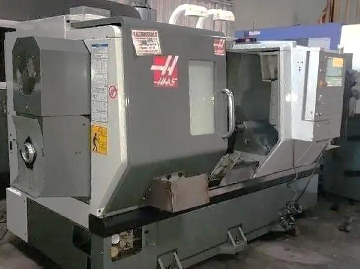 Used 2013 Haas ST-20Y with Y Axis, Live Milling, Parts Catcher, Chip Conveyor, Haas Barfeeder with Spindle Liners, Tailstock, 4800 Cut Hours