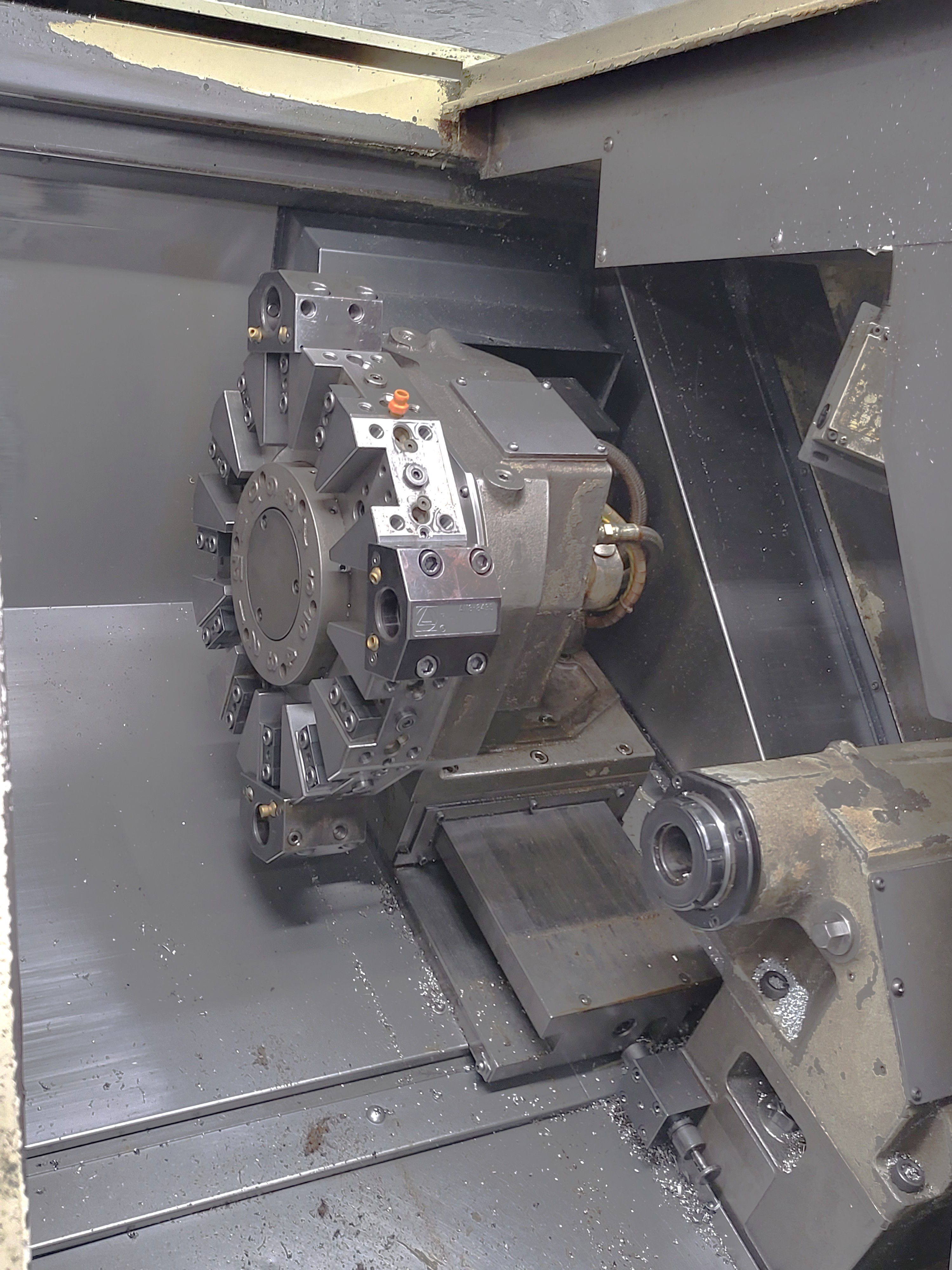 Used 2000 Okuma Space Turn LB300