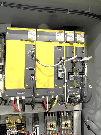 Used 2005 Hyundai-Kia VX500 3 Axis Vertical Machining Center