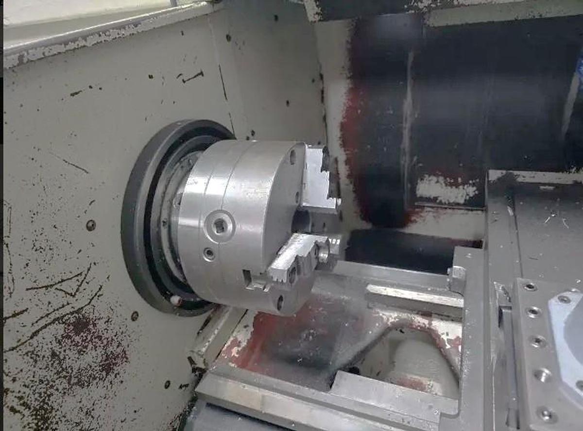 Used 2007 Southwestern Industries TRAK TRL 1840SX with 10" Chuck, 4 Pos. Indexable Turret, Steady Rest, 3 Speeds, SLX Control