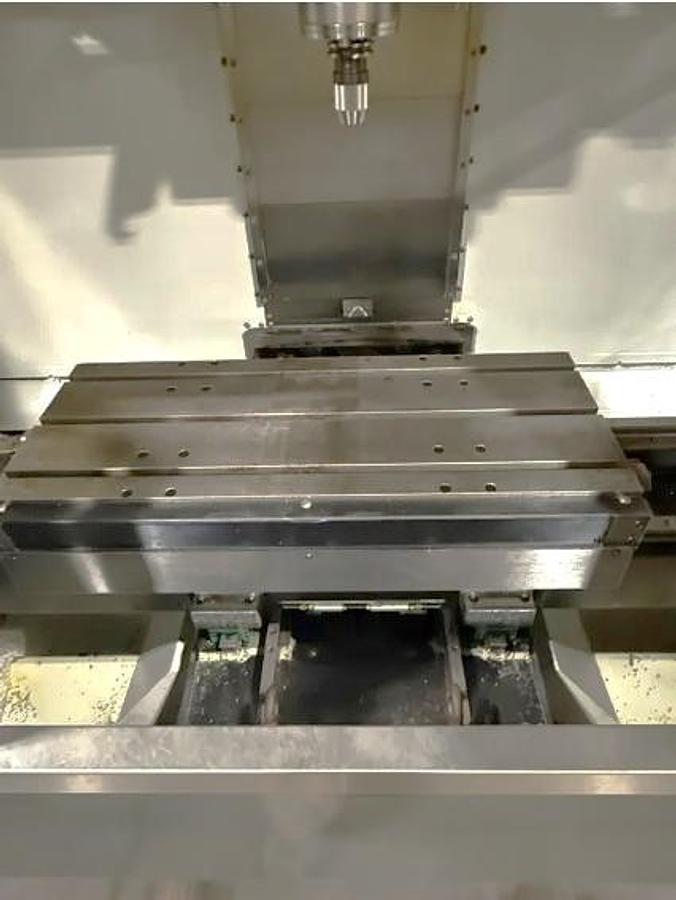 Used 2010 Haas VF2SS with 24 Station SMATC, 12,000 RPM, Remote Jog Handle, USB Port Interface, High Intensity Lighting