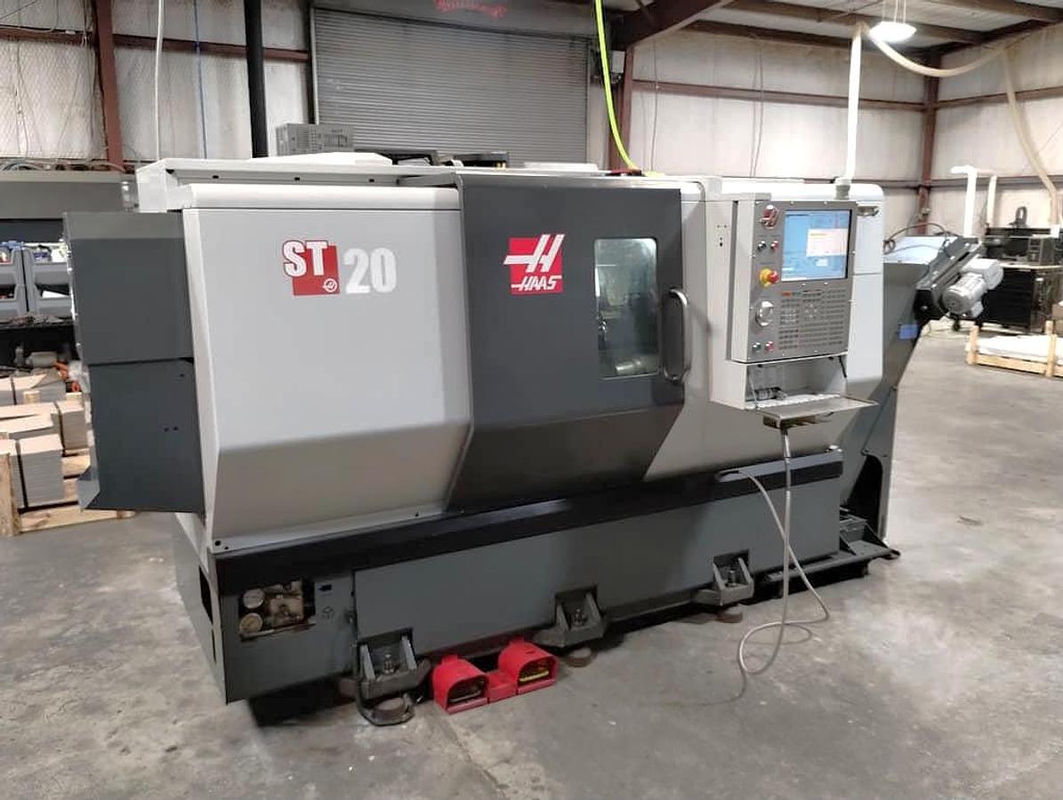 Used 2012 Haas ST-20 with Tailstock, Chip Conveyor, Tool Presetter, Part Probing, 8.3" Chuck, 12 Station BOT Turret, Recently Rebuilt