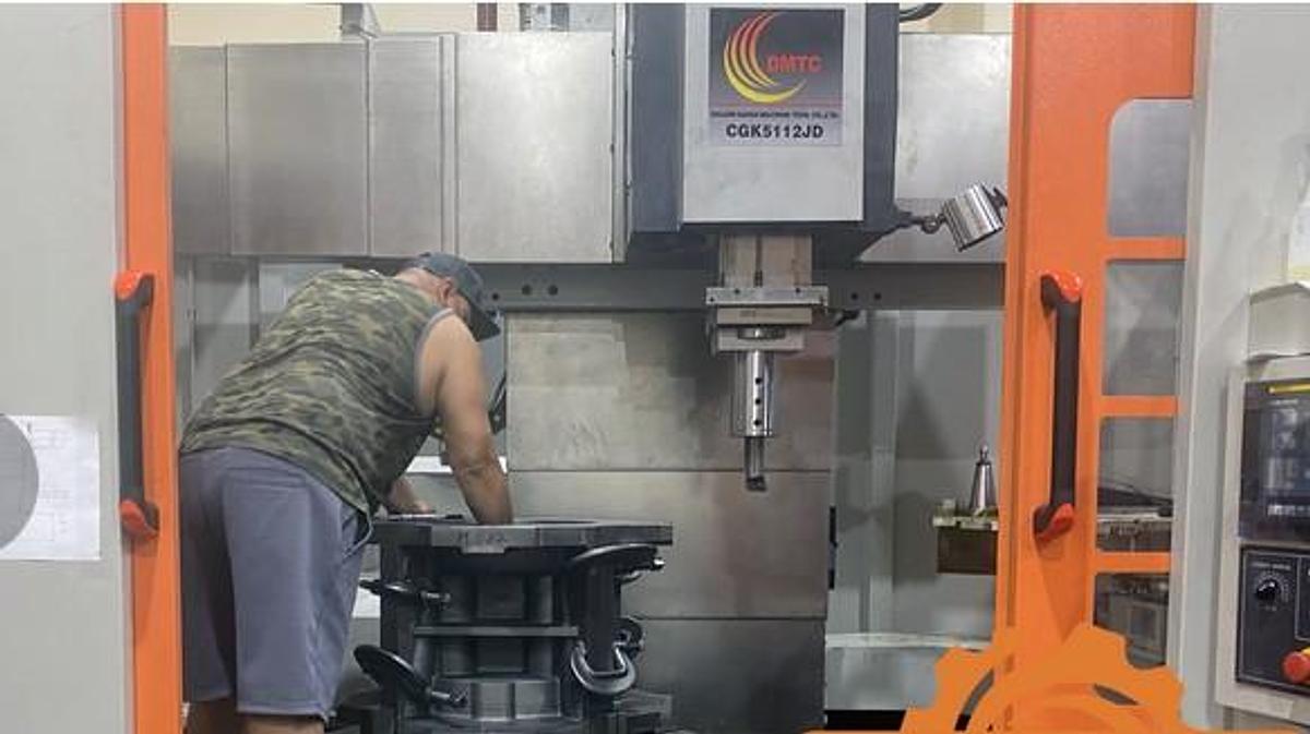 Used 2020 DMTC CGK5112JD 2 Axis CNC VTL with 8 Station ATC, 40" 4 Jaw Manual Chk, Fanuc 0i-TF Plus Control, 47.2" Swing