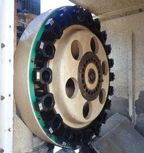 Used 2002 Okuma MC-V4020 w/Pallet Table