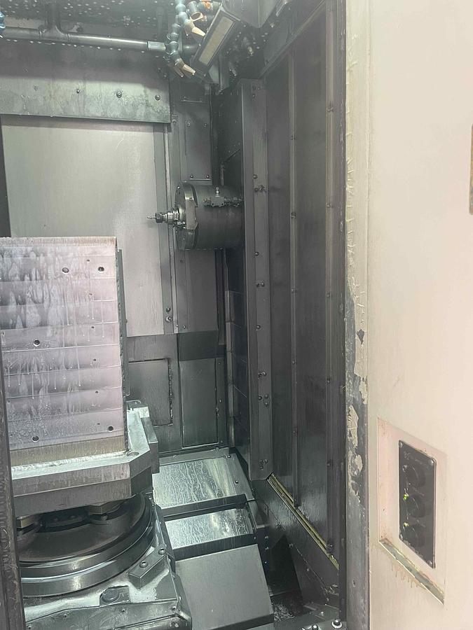 Used 2013 Okuma MB-4000H w/6-Pallets, Probing, Chip Conveyor, 15k RPM Spindle, Only ran Aluminum