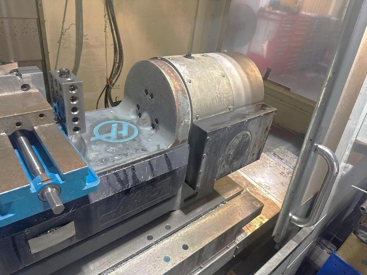 Used 2014 Haas VF6/40 TR with 1000 PSI HPC Thru Spindle, TR-310 Trunnion, 8100 RPM, 2 Spd Geared, Removable Trunnion