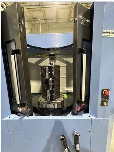 Used 2018 Doosan HC400-II w/ 2 Pallet Changer, Full 4th Axis Rotary Table, 60 ATC, Coolant Through the Spindle, Probing