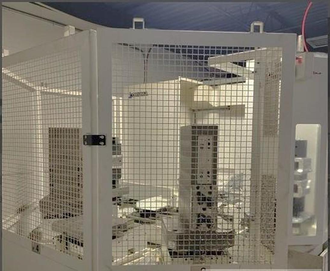 Used 2017 Okuma MB-4000H with 6 Station Rotary Pallet Changer, Full 4th Axis Rotary Tbl, 15k RPM, HSK63 Tpr., HPC, Probing, 64 Pos ATC