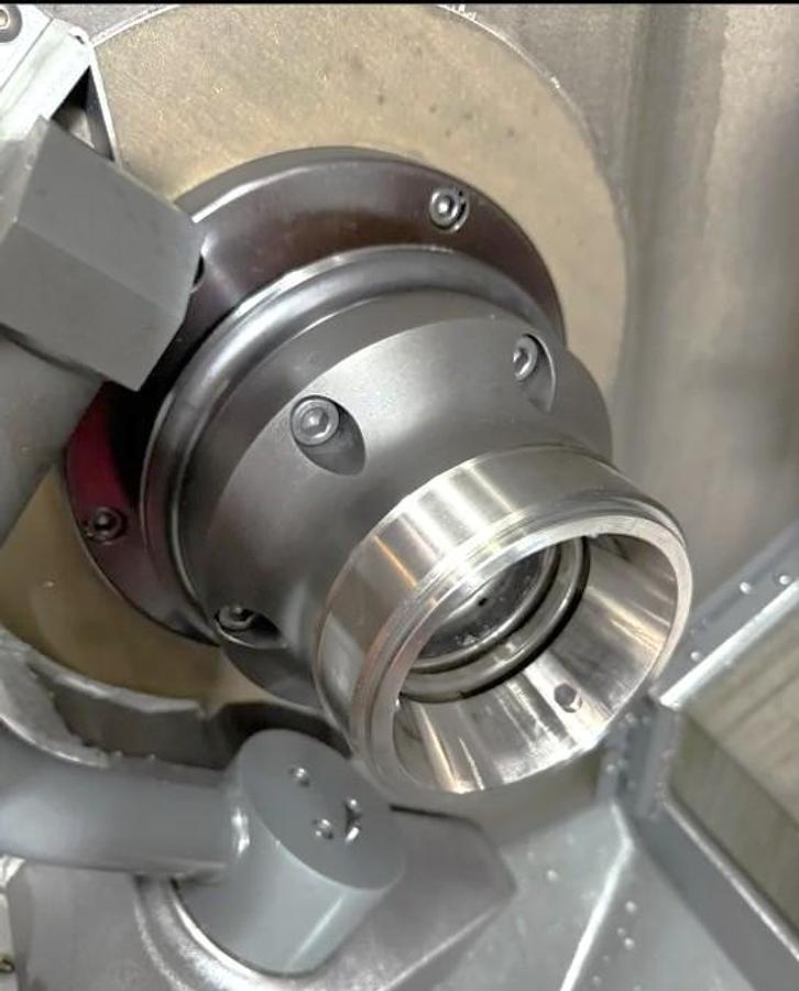 Used 2019 Haas ST-10 with Tailstock, Toolsetter, Chip Conveyor, Royal Collet Chuck, 6" 3 Jaw Chuck, Parts Catcher, ONLY 961 Hours