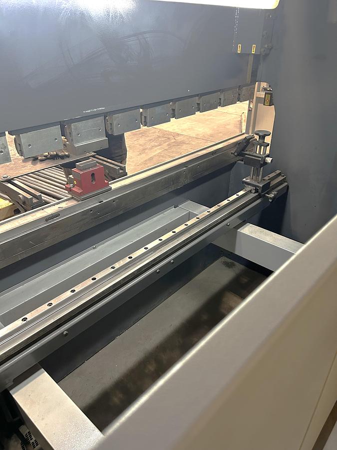 Used 2013 JMT Model PBF 2560 Hydraulic Press Brake