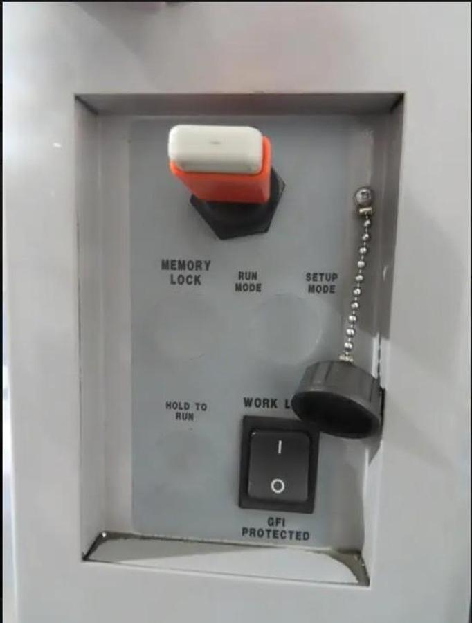 Used 2008 Haas VF2D with 10,000 RPM, Chip Auger, Programmable Coolant Nozzle, USB Port, 9734 Spindle Hours