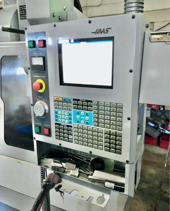Used 2005 Haas VF2D with 4th Axis Drive, 24 Station Side Mount ATC, Chip uger, Programmable Coolant