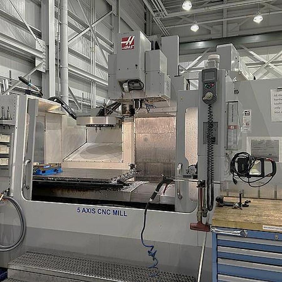 Used 2008 Haas VR-8/40  5-Axis Head, WIPS Renishaw Tool & Part Probe, Coolant Thru the Spindle, Programmable Coolant, Remote Jog Handle