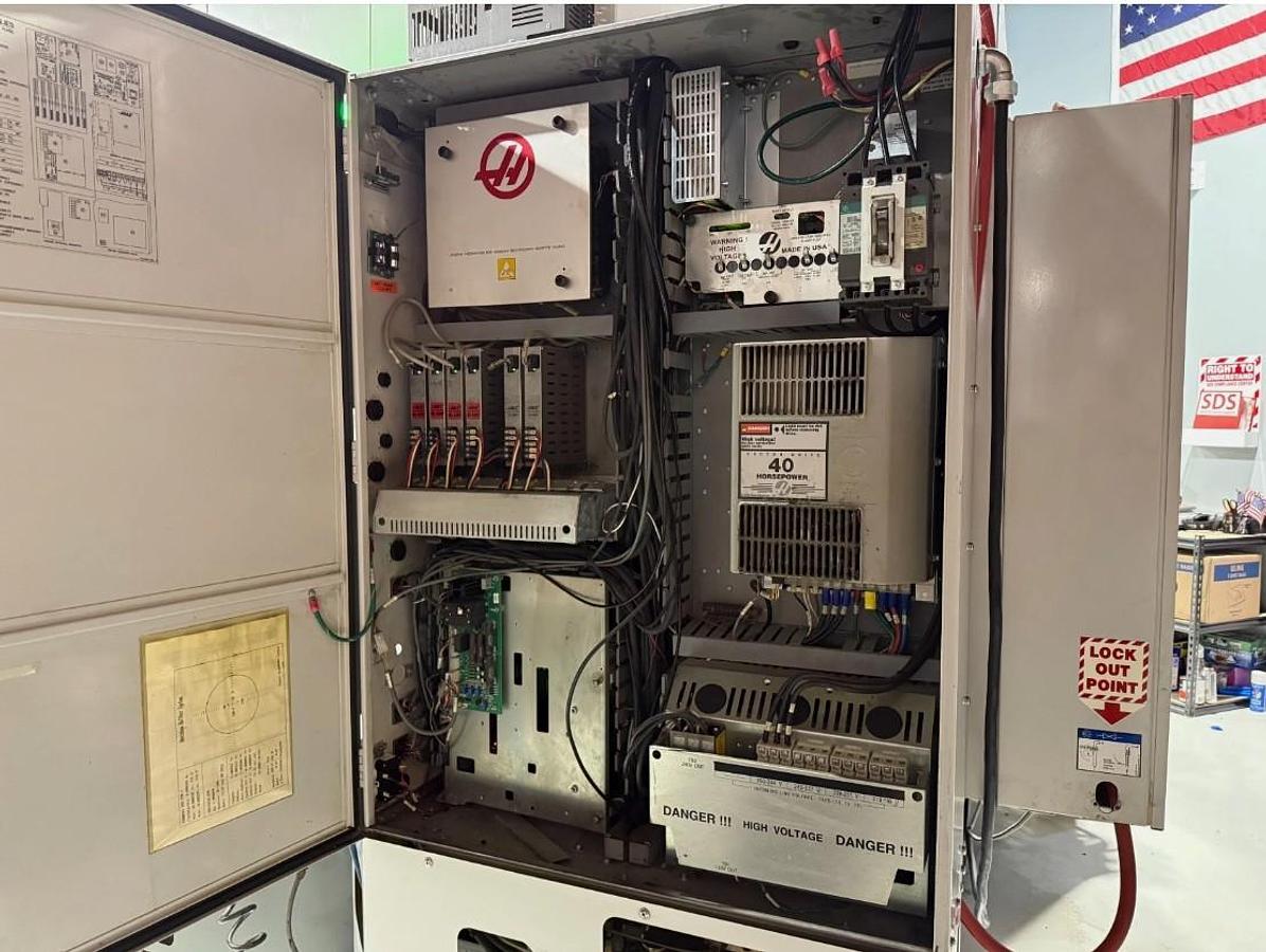 Used 2011 Haas EC-500, 40 Pos. ATC, 1000 PSI Coolant Thru Spindle, Haas Probing, 1 Degree Pallet Indexing, 2 Pallet Changer