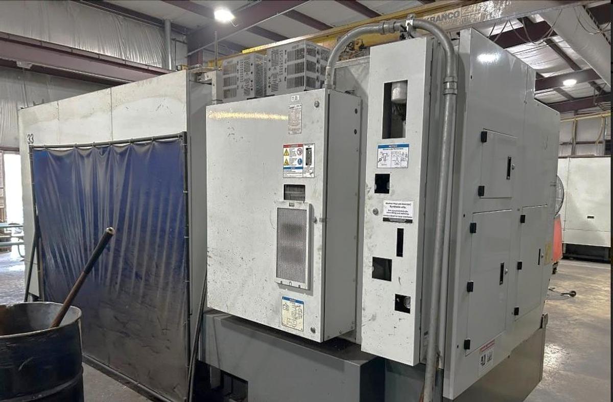 Used 2014 Haas ST-40 with Tailstock, Chip Conveyor, 15" Hydraulic Chuck, Tool Presetter, Remote Jog Handle, 3,278 Feed Cut Hours