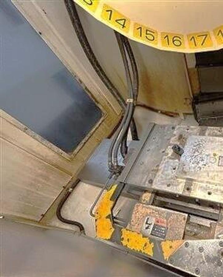 Used 2005 Fanuc Robodrill Alpha T-21iDL w/ Pallet Changer, 10,000 RPM, 21 Station ATC, Fanuc 16iMB, 2834 Run Hours