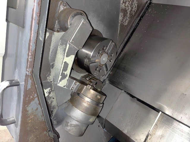 Used 2001 Mazak SQT100MS Mazatrol Fusion 640T with Milling/Drilling Capability, Subspindle, Full C Axis Spindle Rotation, Conveyor