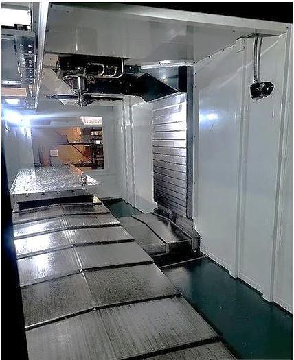 Used 2021 Haas VF7/40 with 15,000 RPM, Coolant Thru Spindle, 30 Station Side Mounted ATC, Haas Probing, LOW HOURS!!