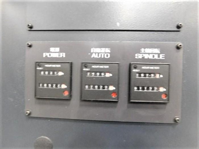 Used 2008 Makino V33i Graphite 3+2 Type 5 Axis Mill