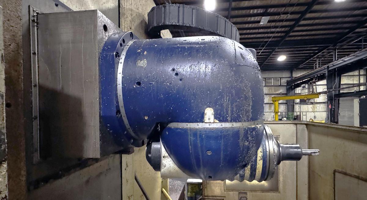 Used 2005 Soraluce SP-10000 3 + 2 Axis Bed Mill with 30 Pos. ATC, 4000 RPM, ISO #50 taper, 334"x63"x47.24" Travels, Heidenhain Control