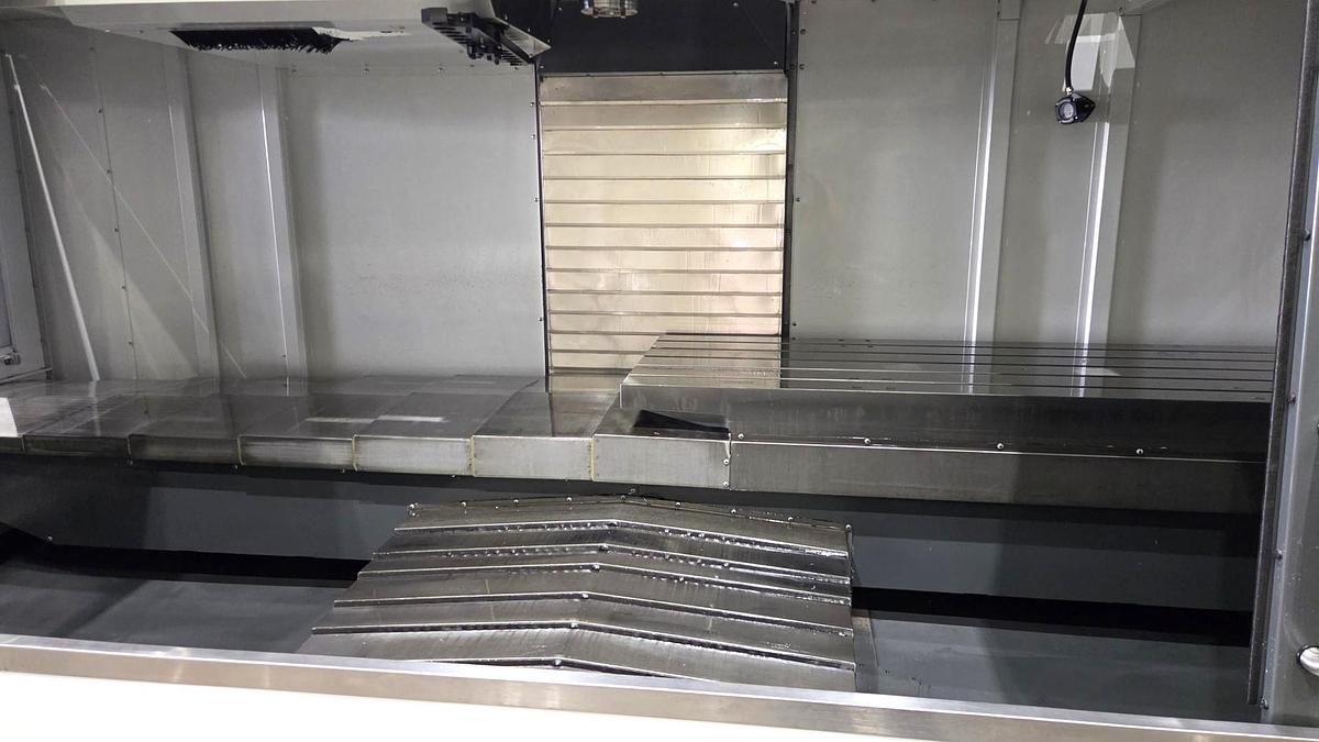 Used 2021 Haas VF-7/40, 30 Station Side Mounted ATC, Haas Probing, Chip Auger, PCool, Remote Jog Handle