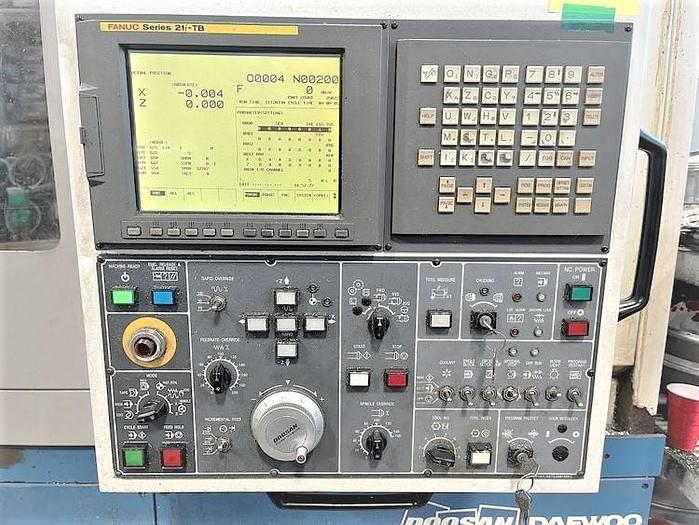 Used 2006 Doosan Puma V550