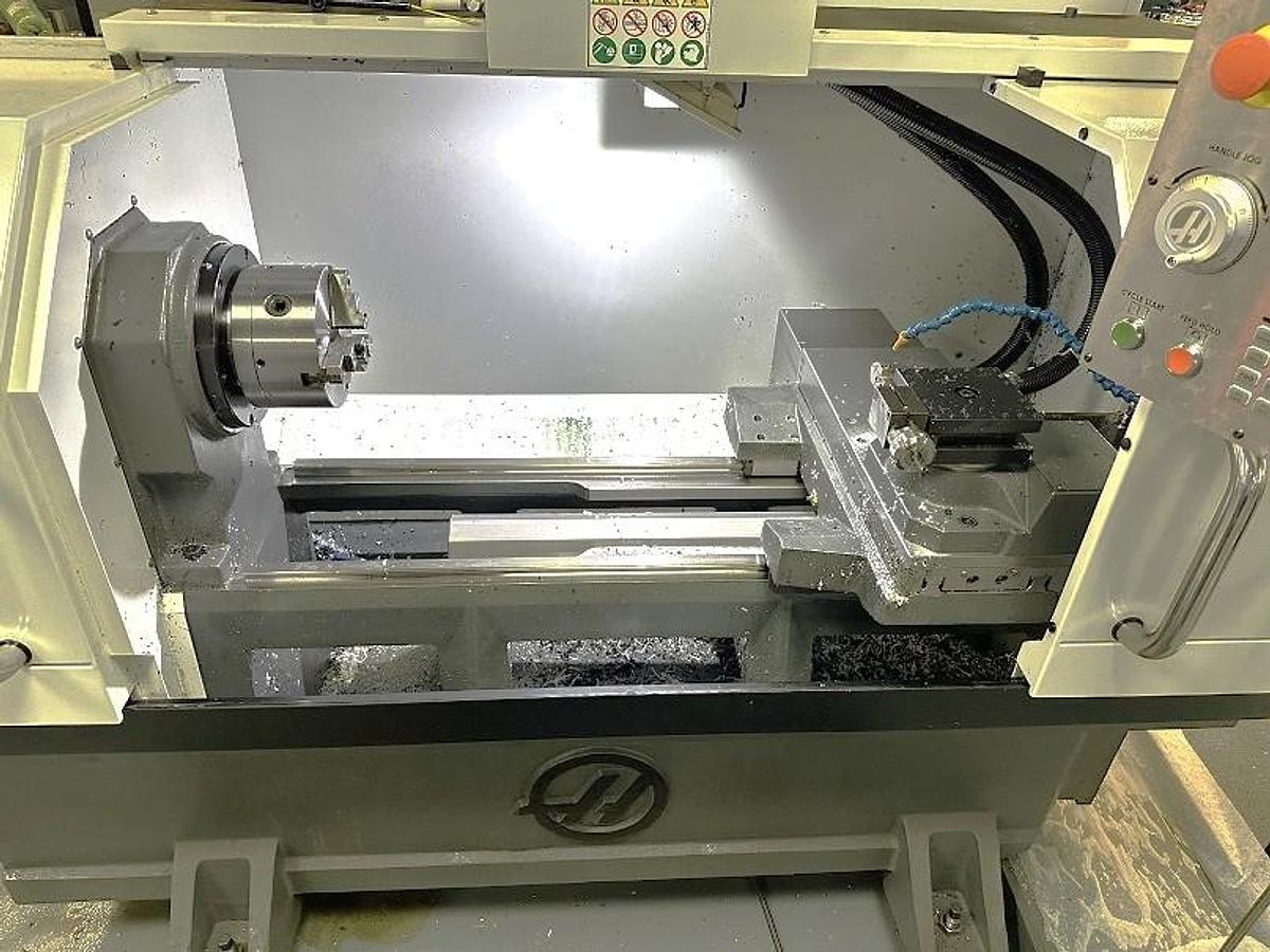 Used 2017 Haas TL-1 with 4 Station Turret, Tailstock, 8" Chuck, Coolant Tank/Pump, Low Hours !!