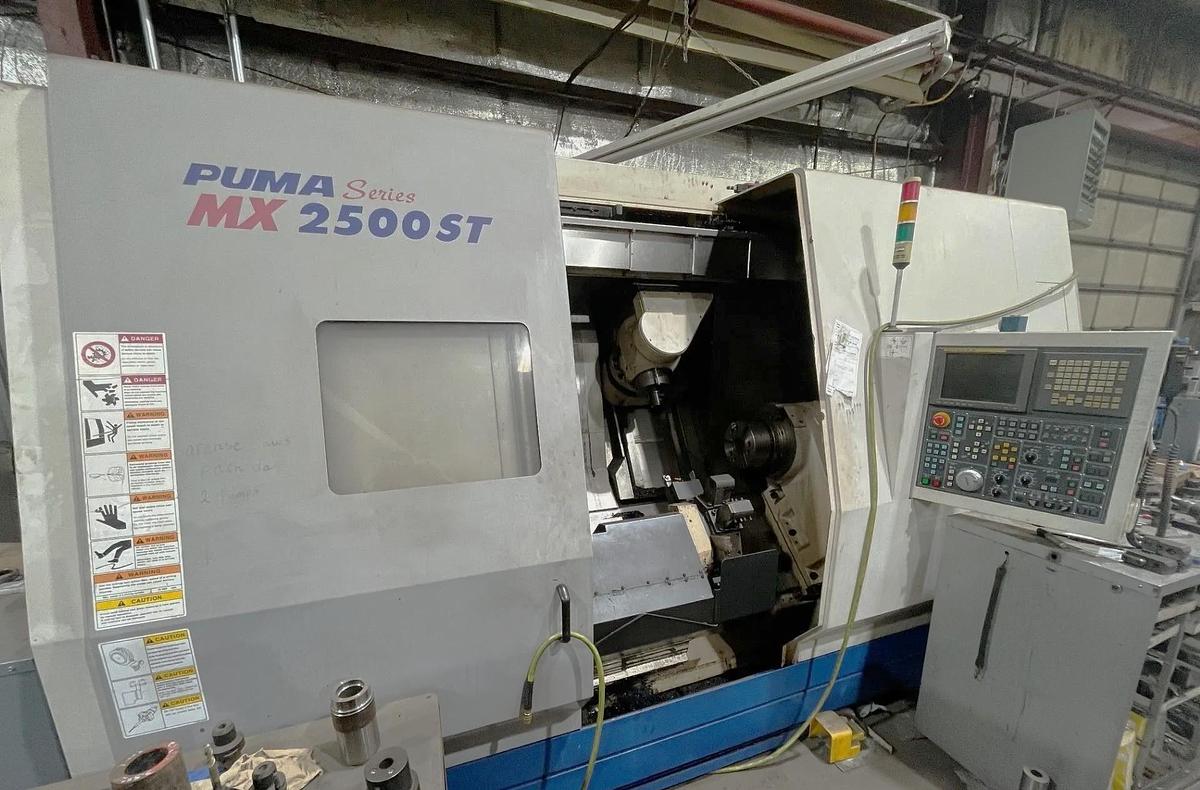 Used 2006 Doosan Puma MX2500ST 9 Axis Mill/Turn Center w/ Pendulum B Axis Head, Milling, Y Axis, Subspindle, Lower Turret