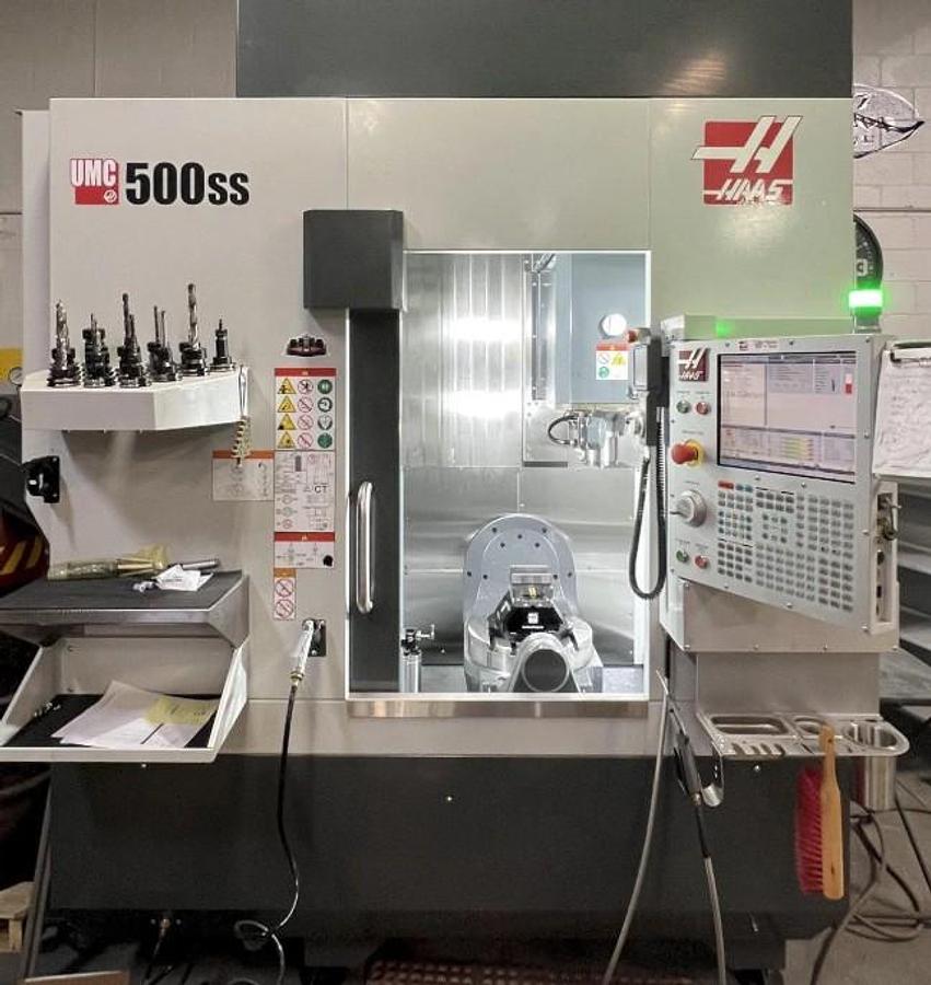Used 2022 Haas UMC-500SS