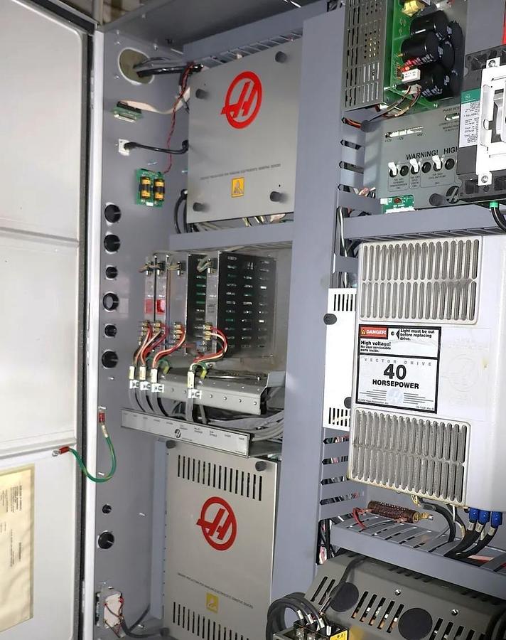 Used 2015 Haas VF-4SS w/ Coolant Thru Spindle, Haas Probing, 15,000 RPM Spindle, PCool, Auger