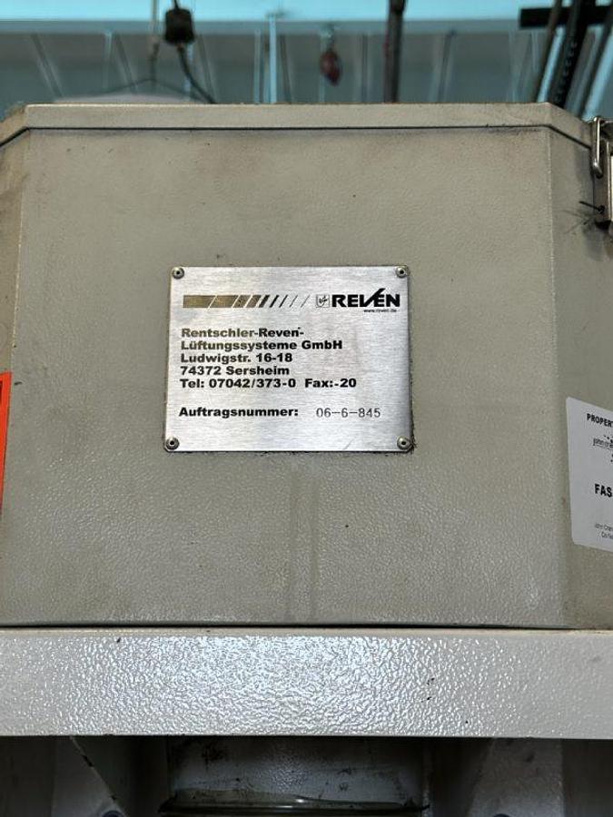 Used 2006 Mazak Nexus QTN 450-II/1200 with 18" Hyd Chk, Tailtock, Chip Conveyor, Toolsetter, 