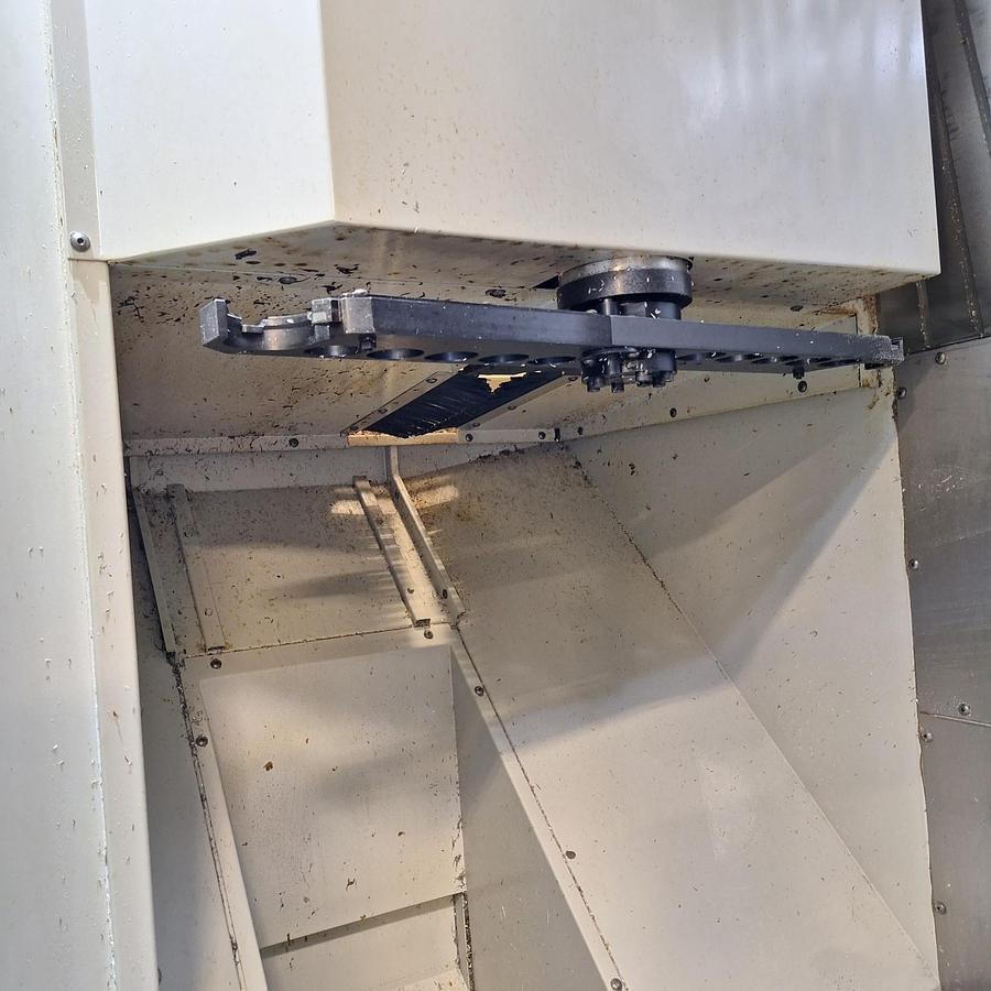 Used 2015 Haas UMC-750SS